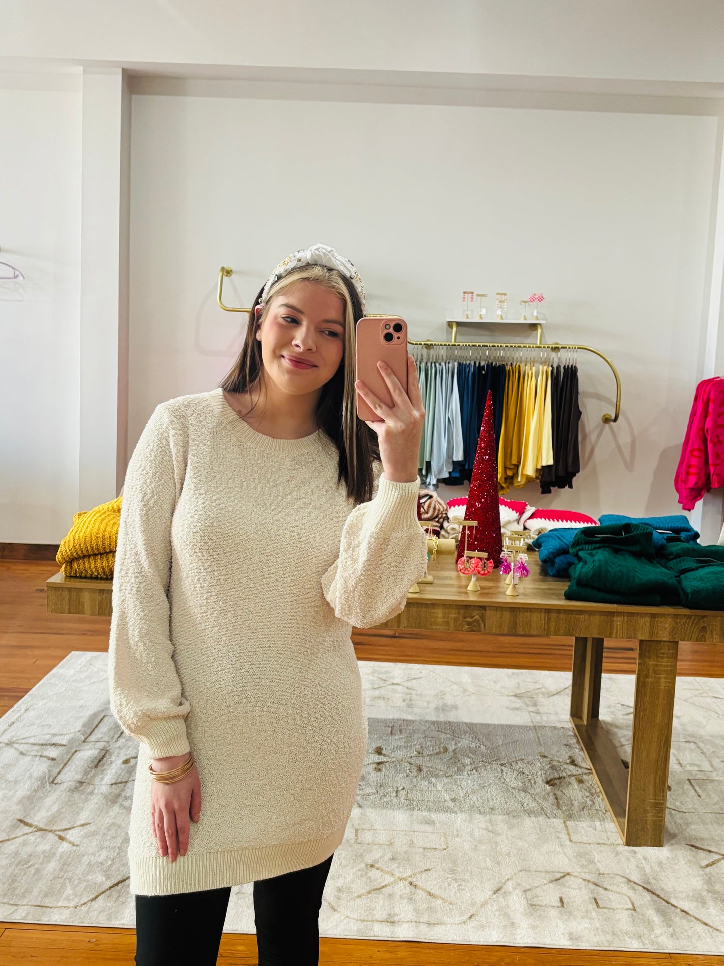 Chic Girl Dress Ivory Stylish Casual Outfit for Modern Women