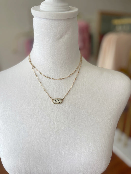 Layered Animal Print Pendant Necklace: Dalmatian(Dal) / OS
