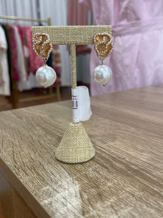 Large Pearl Earrings with Crystal Accents for Elegant Style
