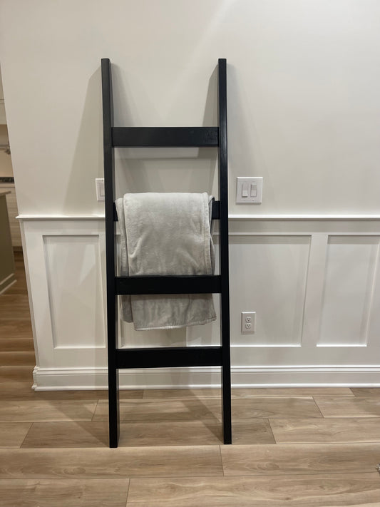 Black Farmhouse Ladder