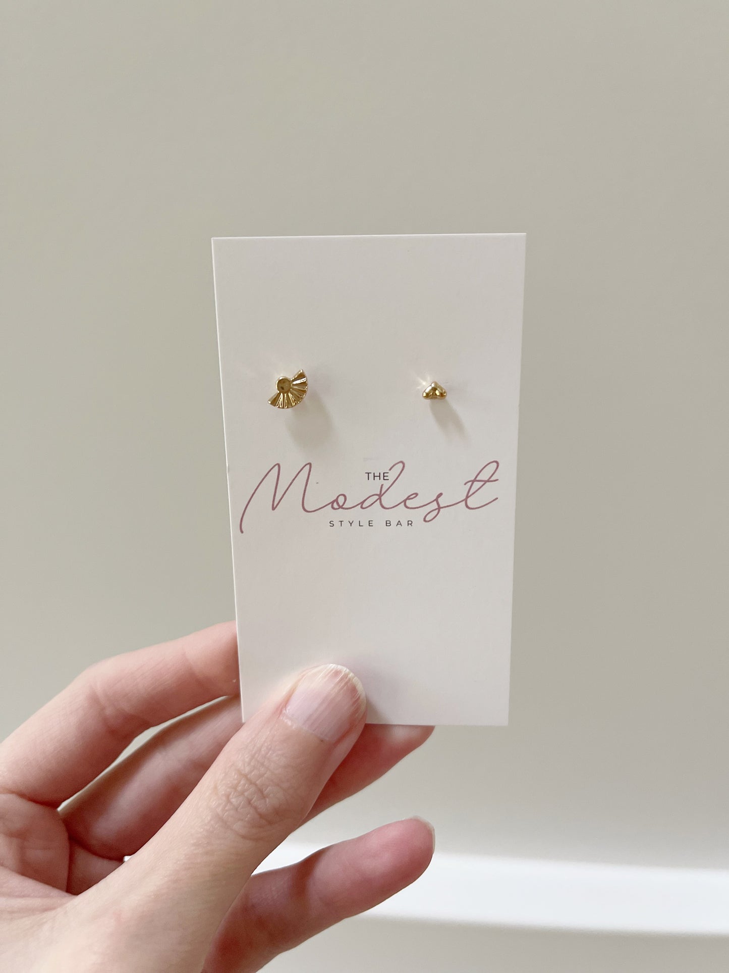 1 Heart 1 Shell Studs with Crystal and Faux Pearl Accents