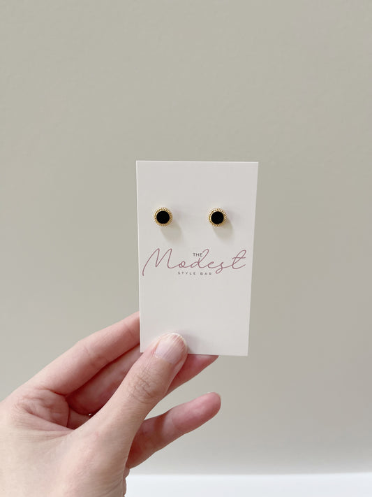 Elegant Onyx Studs with Crystal Accents and Faux Pearl Detail