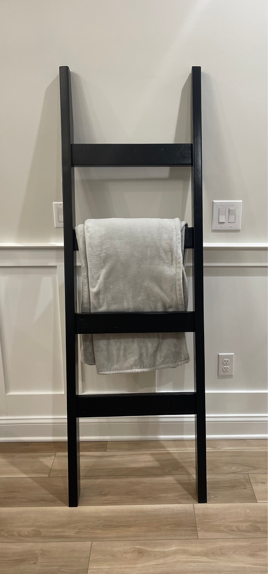 Black Farmhouse Ladder